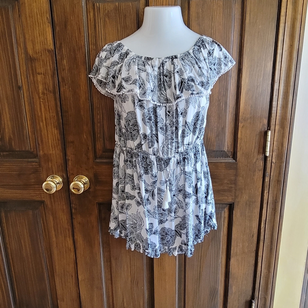 Victoria's Secret Sz L Black & Off White Dress P2P 18 W 30 L 17
